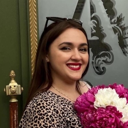 Фотография репетитора Багдасарян Нина Амаяковна