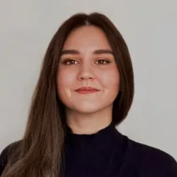 Фотография репетитора Кирилюк Валерия Сергеевна