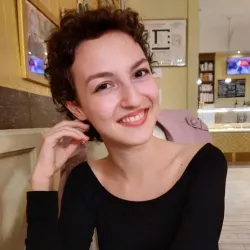 Фотография репетитора Мамеишвили Полина Шалвовна