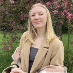 Фотография репетитора Макарова Анастасия Михайловна