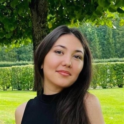 Фотография репетитора Закирова Альфия Робисовна