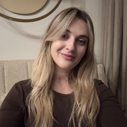 Фотография репетитора Коняева Екатерина Сергеевна