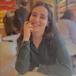 Фотография репетитора Данильян Ая Эмилевна