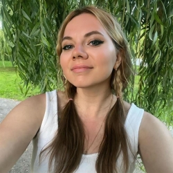 Фотография репетитора Брук Анастасия Сергеевна