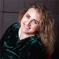 Фотография репетитора Богомолова Алена Сергеевна