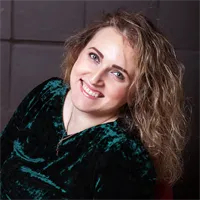 Фотография репетитора Богомолова Алена Сергеевна