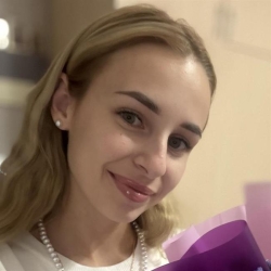 Фотография репетитора Виноградова Алина Сергеевна