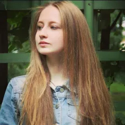 Фотография репетитора Скуратовская Александра Евгеньевна