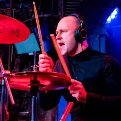 Фотография репетитора Волков Александр Михайлович