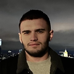 Фотография репетитора Петров Денис Александрович