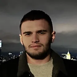 Фотография репетитора Петров Денис Александрович