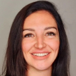 Фотография репетитора Семенова Анастасия Алексеевна