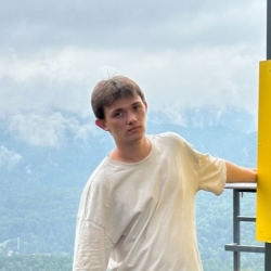 Фотография репетитора Нихаев Матвей Андреевич