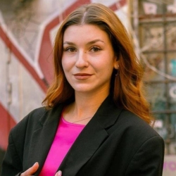 Фотография репетитора Степанова Лада Алексеевна