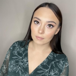 Фотография репетитора Ложникова Евгения Сергеевна