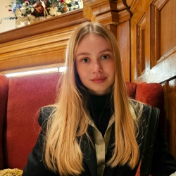 Фотография репетитора Савицкая Виктория Юрьевна