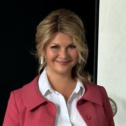 Фотография репетитора Гончарова Ксения Владимировна