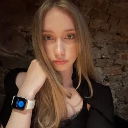 Фотография репетитора Садовникова Арина Евгеньевна