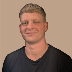 Фотография репетитора Матросов Георгий Романович