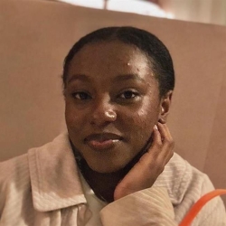 Фотография репетитора Лезоу Нехеми Логан Тиффани 