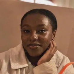 Фотография репетитора Лезоу Нехеми Логан Тиффани 