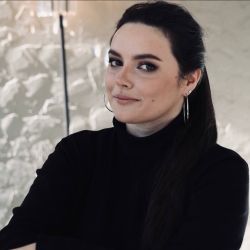 Фотография репетитора Яковлева Яна Сергеевна