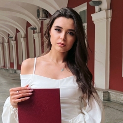 Фотография репетитора Иванова Владислава Олеговна