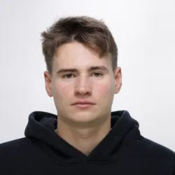 Фотография репетитора Жевак Артём Витальевич