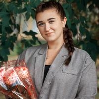 Фотография репетитора Попова Анастасия Андреевна