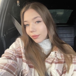 Фотография репетитора Парадеева Алена Алексеевна