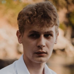 Фотография репетитора Ивенин Денис Александрович