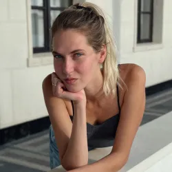 Фотография репетитора Ушурелу Валерия Олеговна