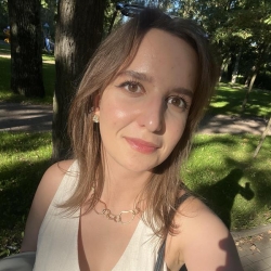 Фотография репетитора Нурисламова Дарья Альбертовна