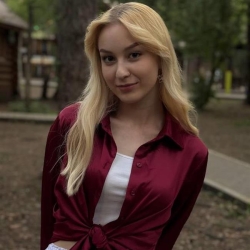 Фотография репетитора Поплевина Валерия Ильинична