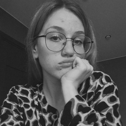 Фотография репетитора Волкова Полина Дмитриевна