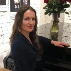 Фотография репетитора Лавренова Екатерина Николаевна