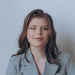 Фотография репетитора Иванова Дарья Юрьевна