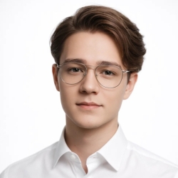 Фотография репетитора Асташкин Денис Романович