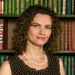 Фотография репетитора Листопад Анна Яковлевна