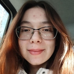 Фотография репетитора Салахова Адиля Ильнуровна