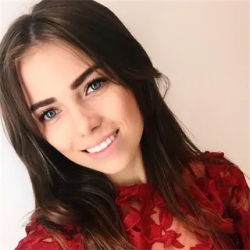 Фотография репетитора Нелюбина Анна Сергеевна