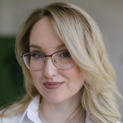 Фотография репетитора Семеновская Анна Евгеньевна