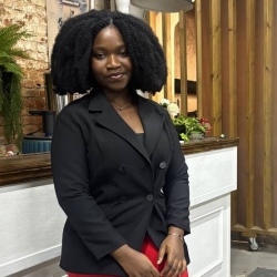 Фотография репетитора Гбессинон Нелли Мауньон 