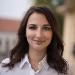 Фотография репетитора Гуляева Юлия Сергеевна