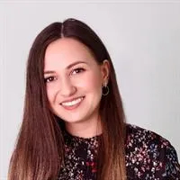 Фотография репетитора Калуженко Эльвира Ильгизовна