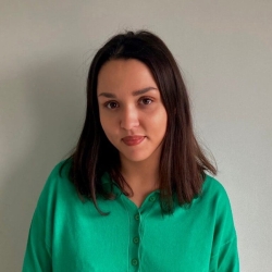 Фотография репетитора Недвижаева Инна Дмитриевна