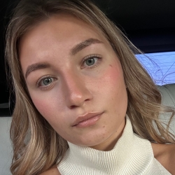 Фотография репетитора Семенова Елизавета Романовна