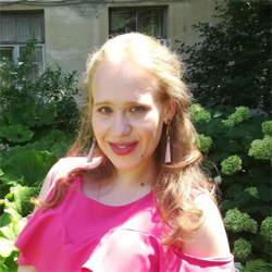 Фотография репетитора Сурьянинова Ульяна Александровна