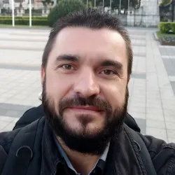 Фотография репетитора Василев Валери Николаев