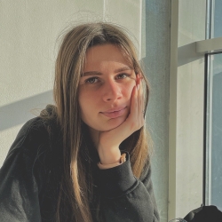 Попова Арина Дмитриевна